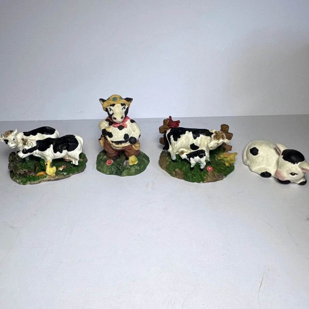 Unbranded Cow Figurine Set Unisex OS Black White Farmhouse Decor 4pc